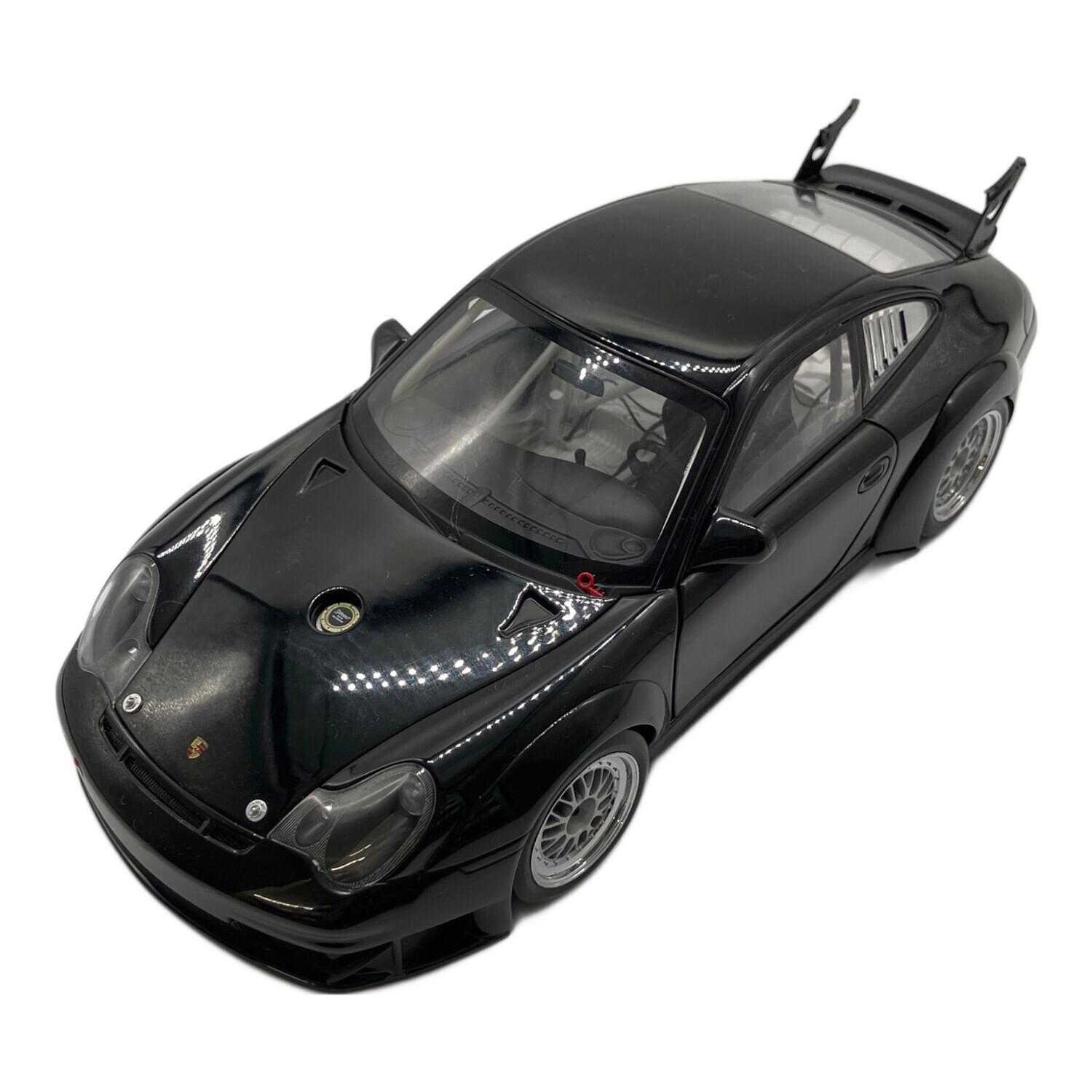 AUTOart 1/18 ポルシェ 911 (997) フィギュア｜トレファクONLINE