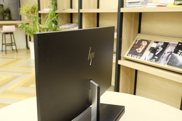 オフィスの景観を変える上質なオールインワンPC「HP EliteOne 1000 G1