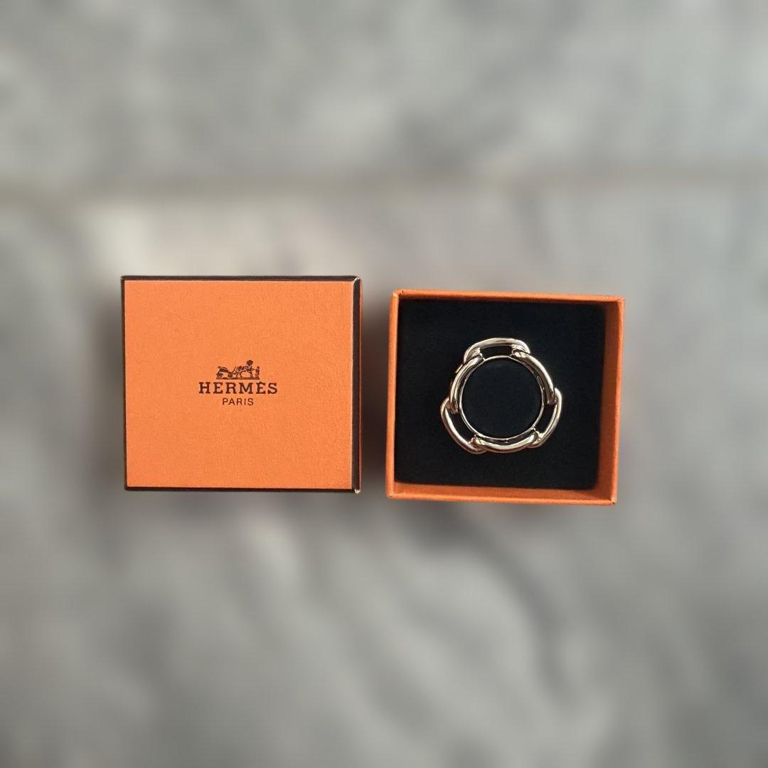 HERMES シェーヌ・ダンクル スカーフリング（シルバーカラー、メタル製） HERMES（エルメス） 未使用品 スカーフリング シェーヌダンクル メタル
